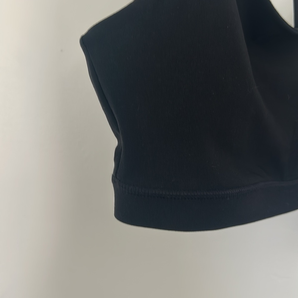 Mondetta Sports Bra - Picture 3 of 10